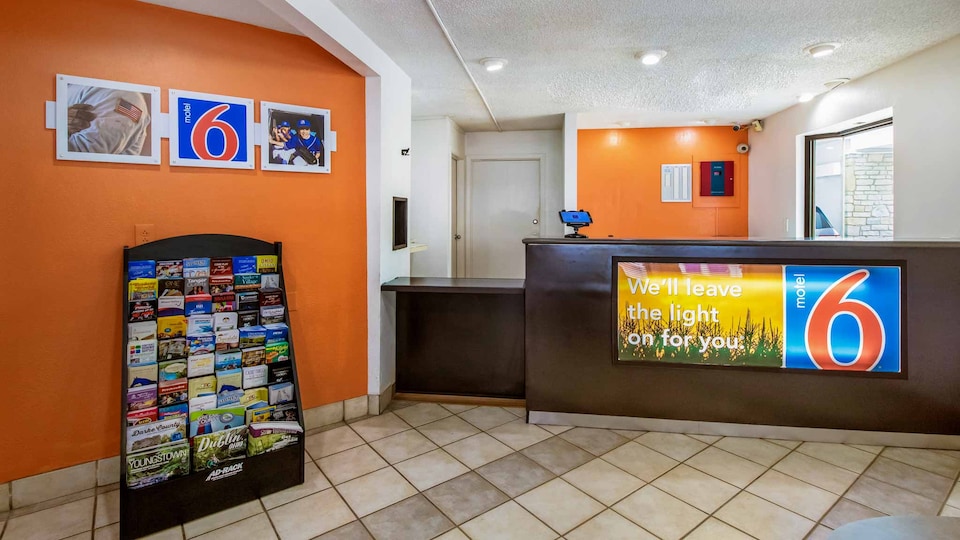 Motel 6 Dayton, OH - Englewood, Dayton_g6, Dayton