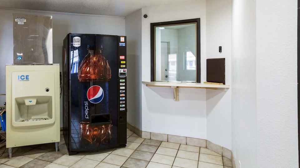 Motel 6 Dayton, OH - Englewood, Dayton_g6, Dayton