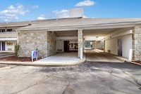 Motel 6 Dayton, OH - Englewood