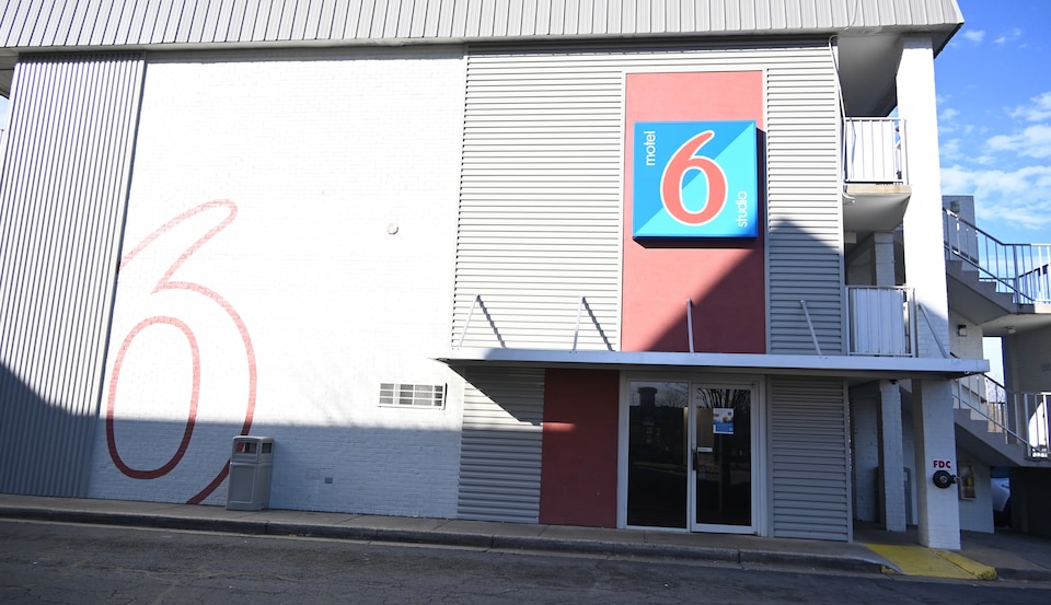 Studio 6 Little Rock, AR - West, C72015, Little Rock AR