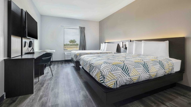 2 Queen Beds | Mobil Access Tub Nsmk Micfridg