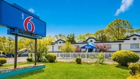 Motel 6 Rancho Mirage, CA - Palm Springs