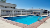 Motel 6 Madras, OR