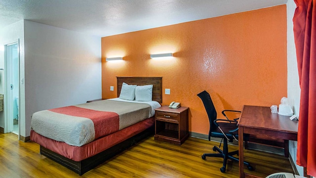 1 Full Bed | Non-Smoking