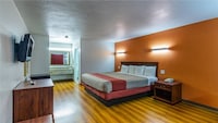 Motel 6 Troy, AL