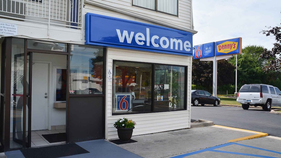 Motel 6 Southington, CT - Hartford, Southington, Southington