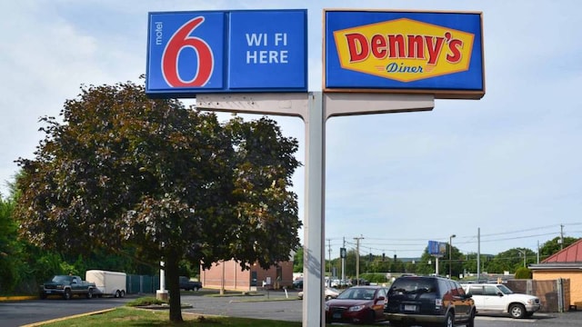 Motel 6 Southington, CT - Hartford