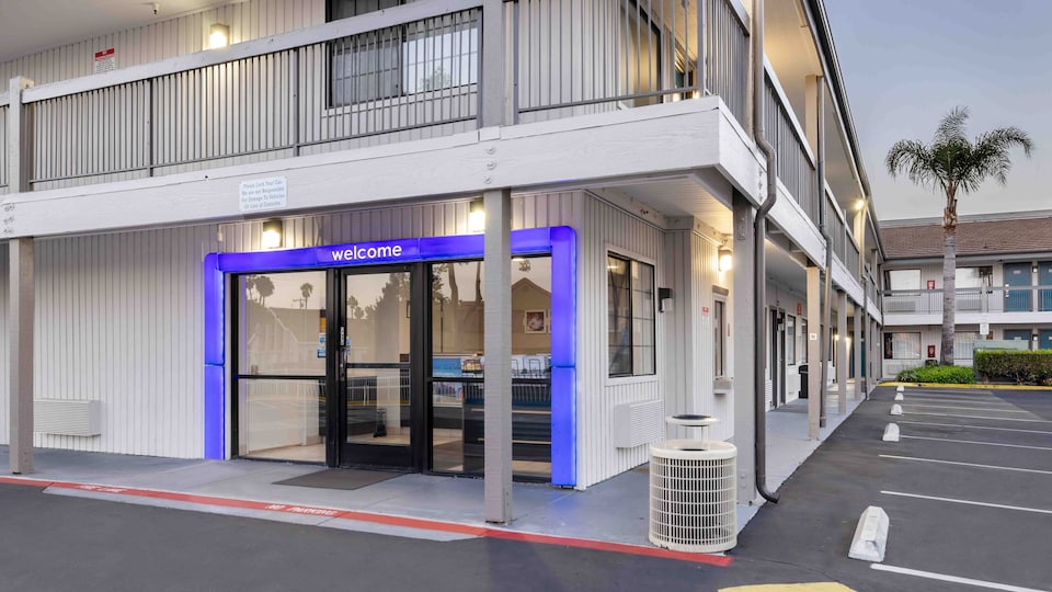 Motel 6 Santa Ana, CA, Santa Ana, Santa Ana