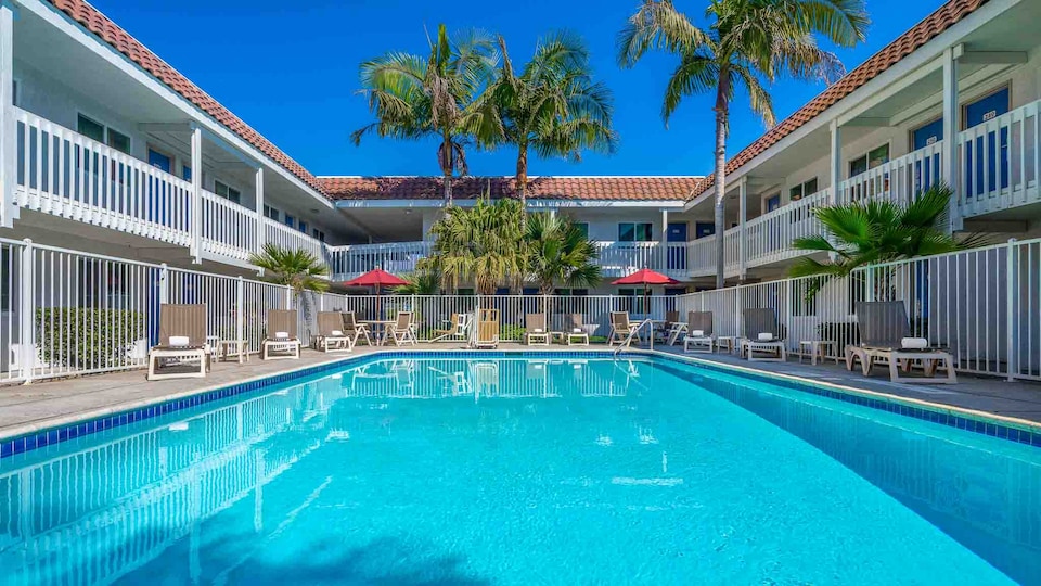 Motel 6 Carpinteria, CA - Santa Barbara - South, Carpinteria, Carpinteria