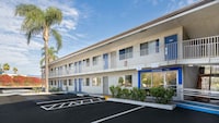 Motel 6 Jurupa Valley, CA - Riverside West