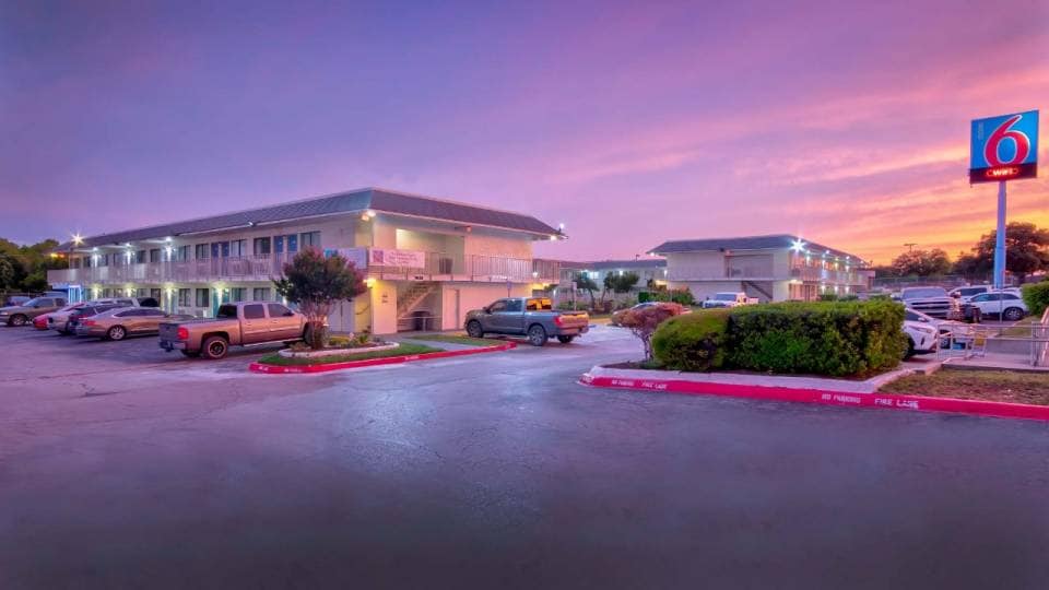 Motel 6 Austin, TX - North, C78753, Austin TX