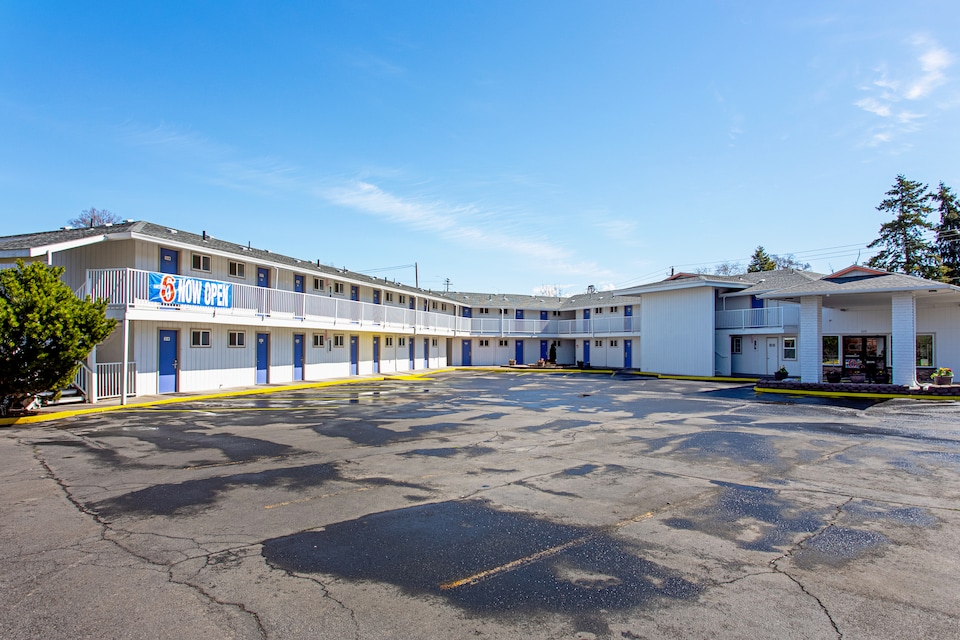 Motel 6 Pendleton, OR - West, C97801, Pendleton OR