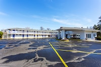 Motel 6 Pendleton, OR - West