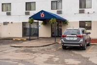 Motel 6 Saint Paul, MN - I-94