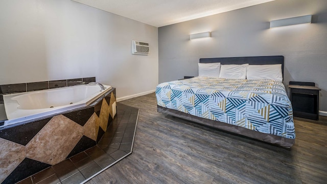 1 King Bed | Non-Smoking, Hot Tub