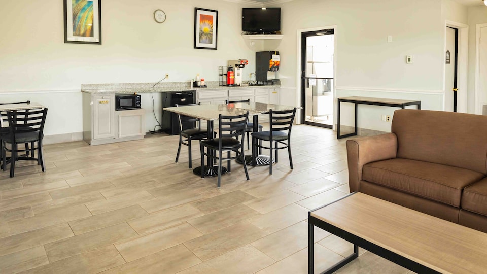 Motel 6 Nacogdoches, TX, Nacogdoches_1bc880c0, Nacogdoches