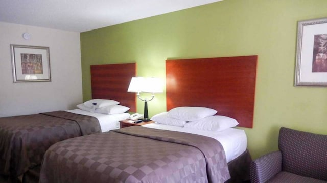 2 Full Beds | Non-Smoking, Micfridge