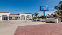 Motel 6 Lomita, CA