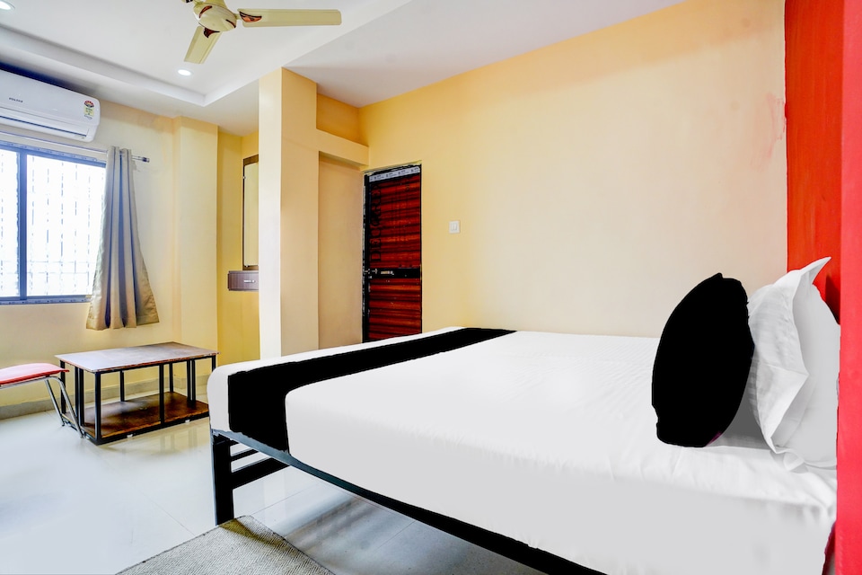 Hotel O Aatmakuri, Bhilai, Bhilai