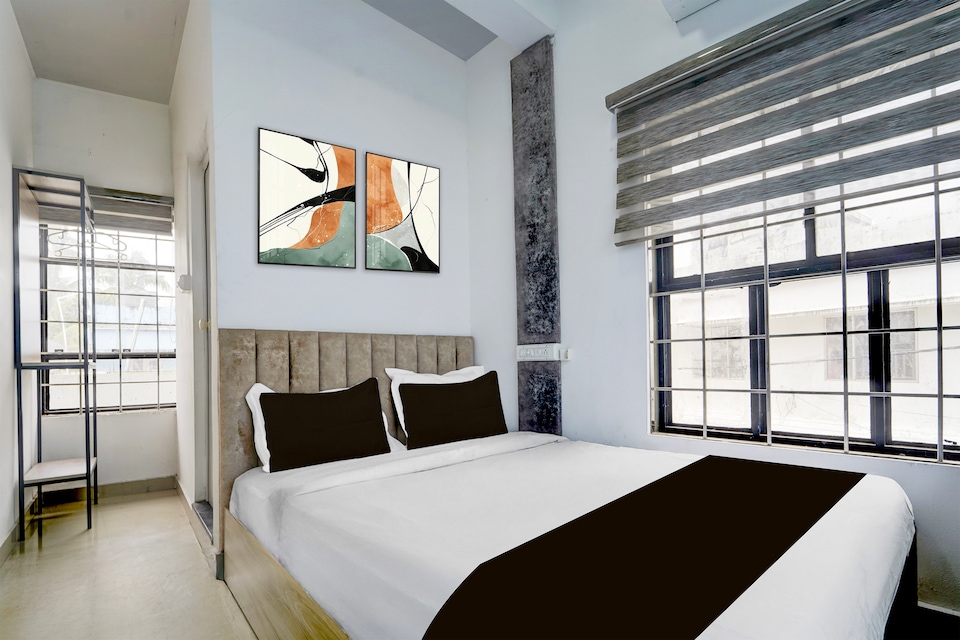 Hotel O Chakkaraparambu Vyttila, Vytilla Kochi, Kochi