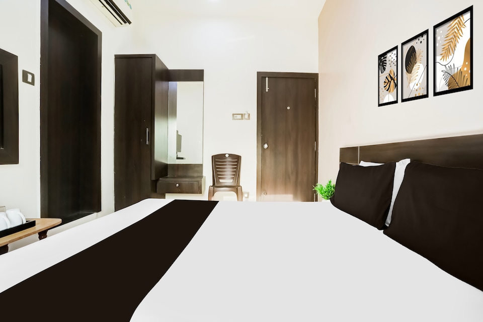 Hotel O Veraval Junction formerly Hotel Shreenath Ji, Somnath, Somnath