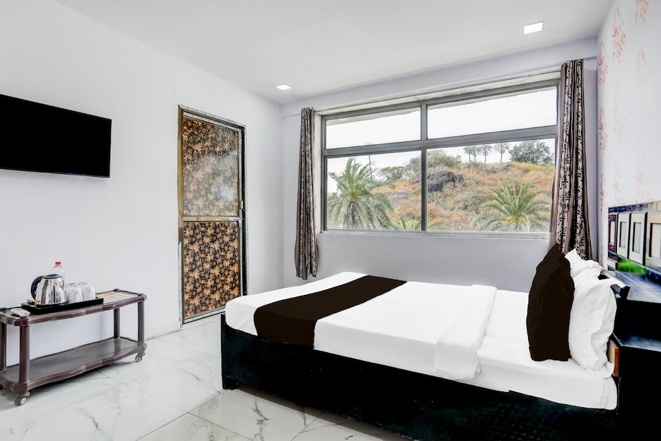 Hotel O Shanti Villa, Mount Abu, Mount-Abu