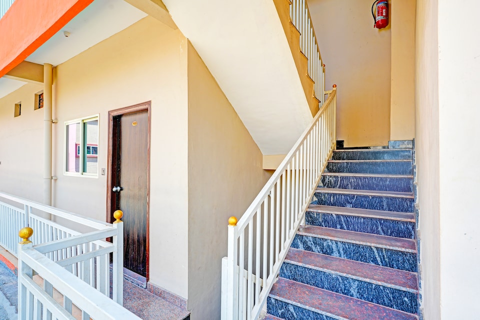 Hotel O Sri Sai Lodging AND Boarding, Mysore Outer, Mysore