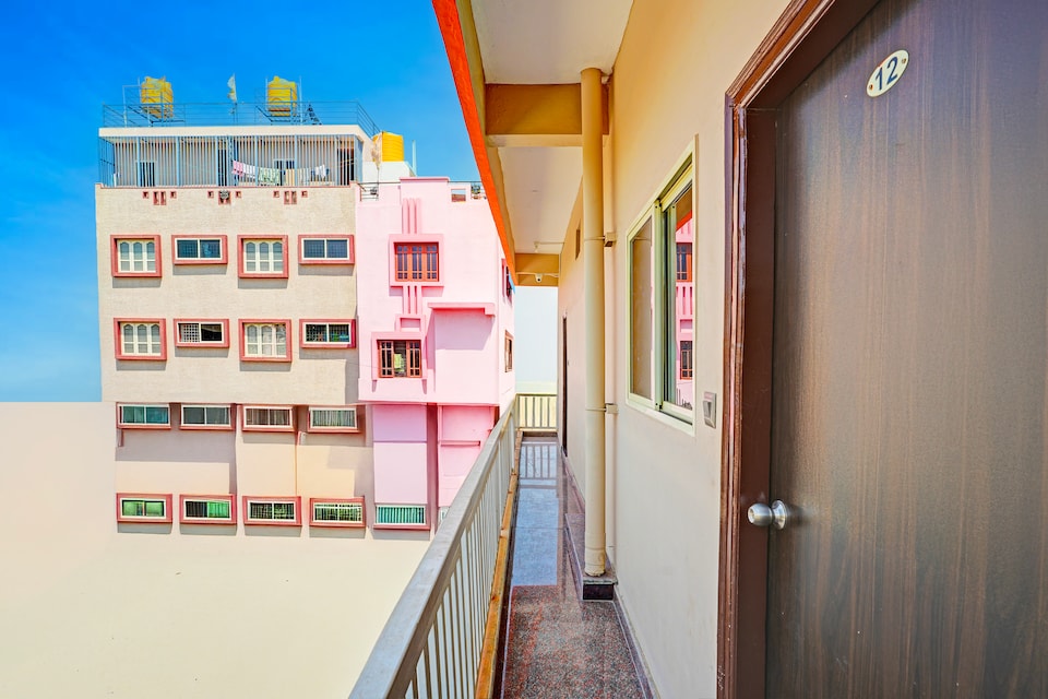 Hotel O Sri Sai Lodging AND Boarding, Mysore Outer, Mysore