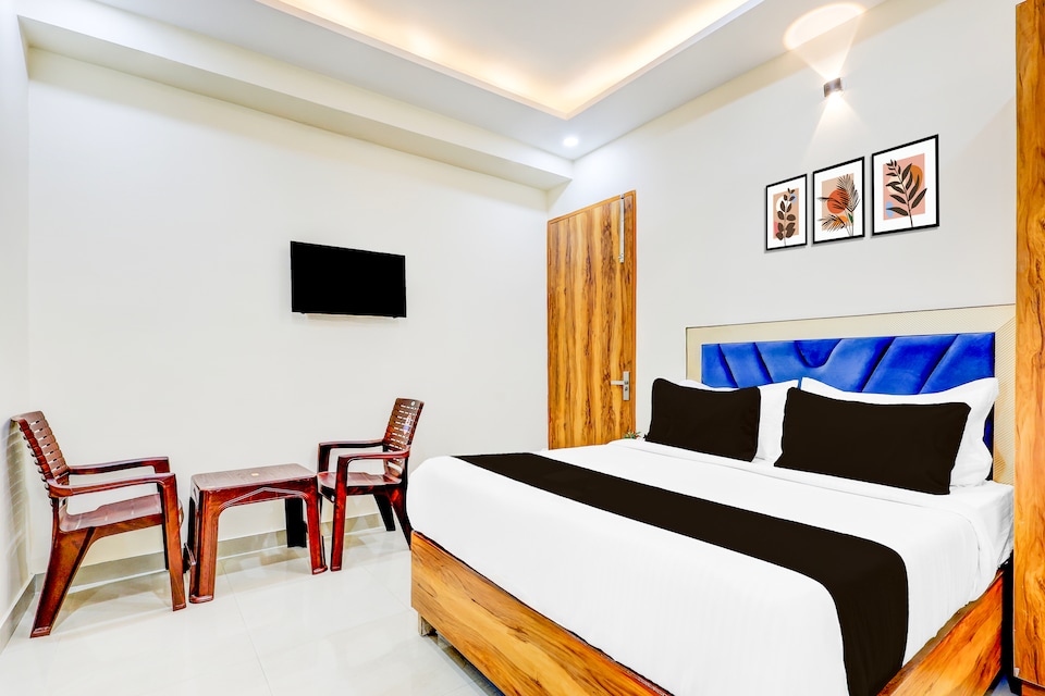 Hotel O Blu Plaza, Old Gurgaon, Gurgaon