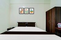 Hotel O SRI MADHAVA RESIDENCY