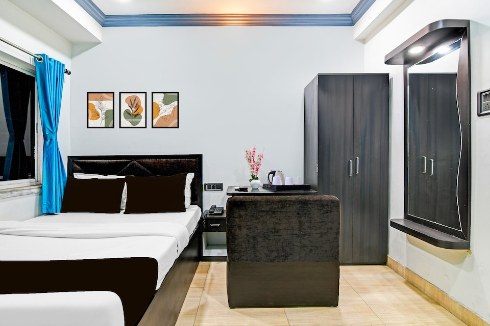 Super Collection O Kolkata Near Dumdum Airport, VIP Road Kolkata, Kolkata