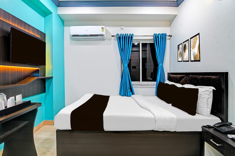 Super Collection O Kolkata Near Dumdum Airport, VIP Road Kolkata, Kolkata