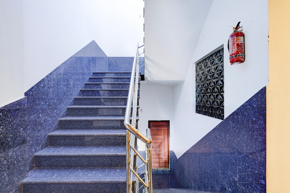 Super Collection O Kundrathur Near Murugan Temple, Porur Chennai, Chennai