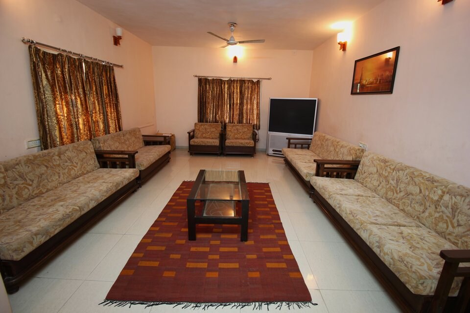 OYO 2214 Apartment Old Ahmedabad, Satellite-Prahlad Nagar Ahmedabad, Ahmedabad