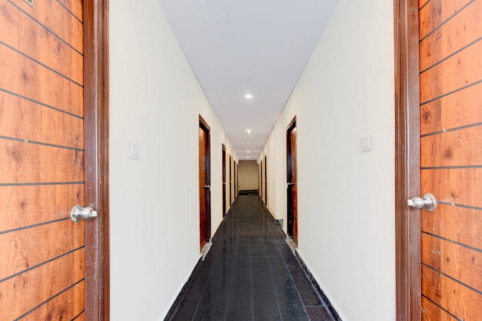 Hotel O RB STAY, Mehdipatnam - Attapur, Hyderabad