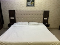 Palette - The Uttam Hotel