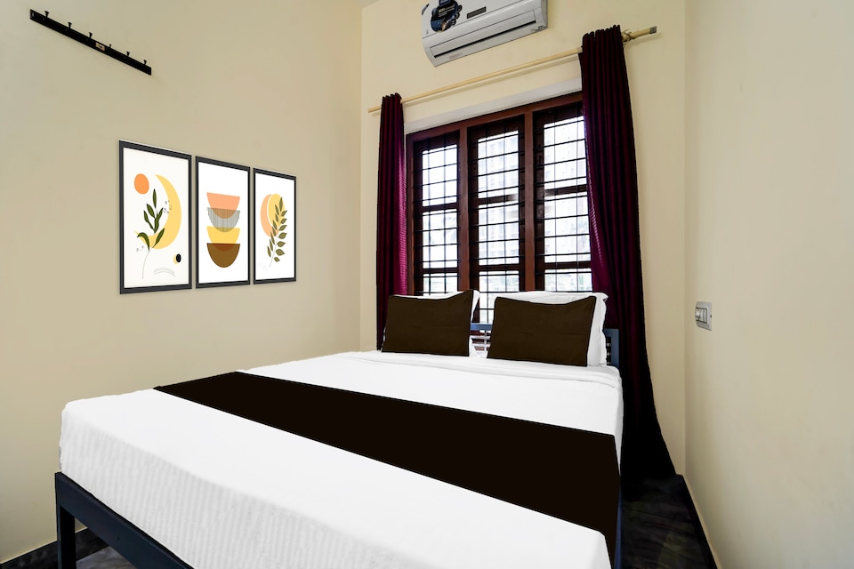 Hotel O  INTENT GROUP OF ROOMS, Airport Trivandrum, Trivandrum