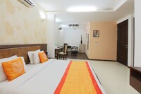 OYO Hotel Live Inn Near Appu Ghar