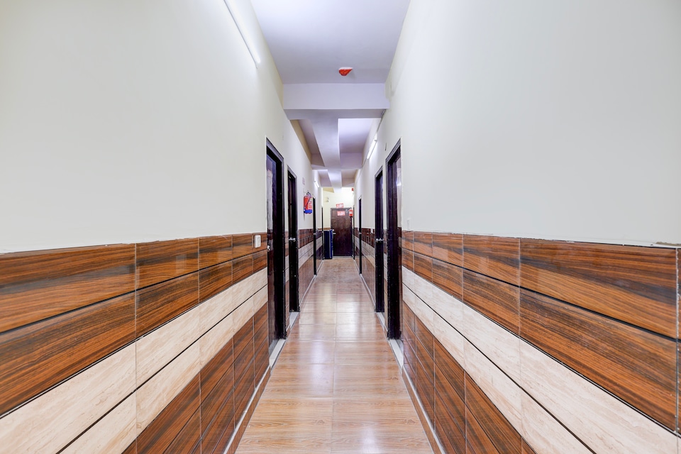 HOTEL O GALAXY, Ghaziabad City, Ghaziabad