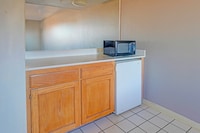 Travelers inn by OYO Wichita Falls