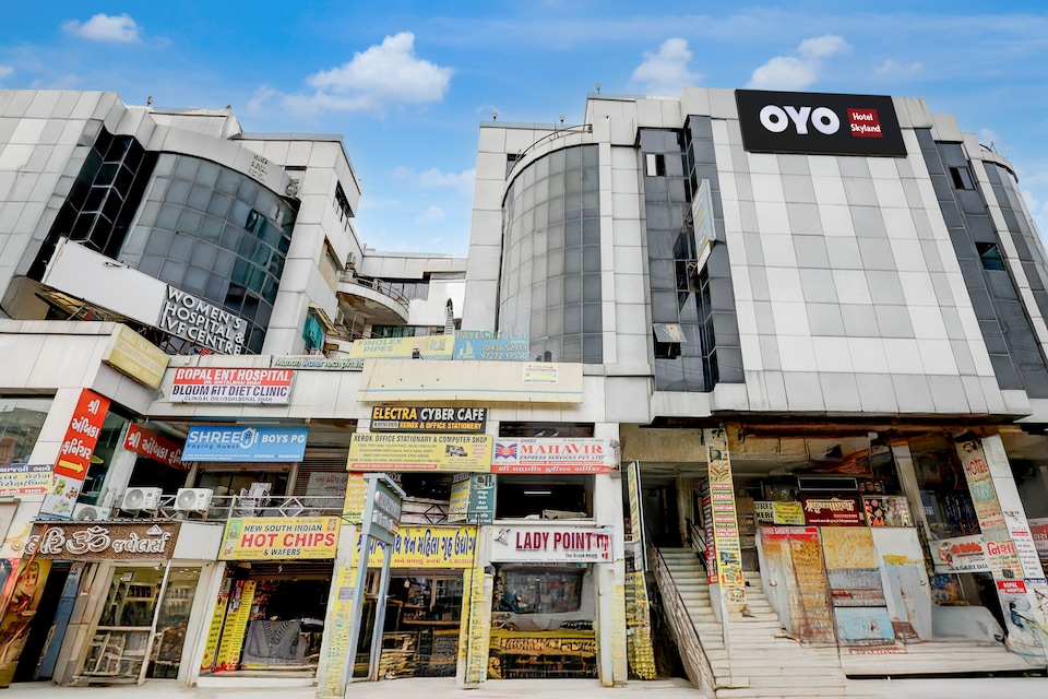 Hotel O Skyland, SG Highway Ahmedabad, Ahmedabad