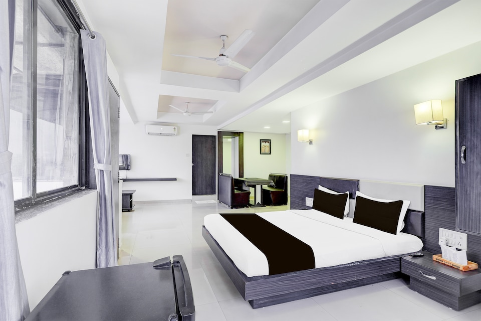 Hotel O Skyland, SG Highway Ahmedabad, Ahmedabad