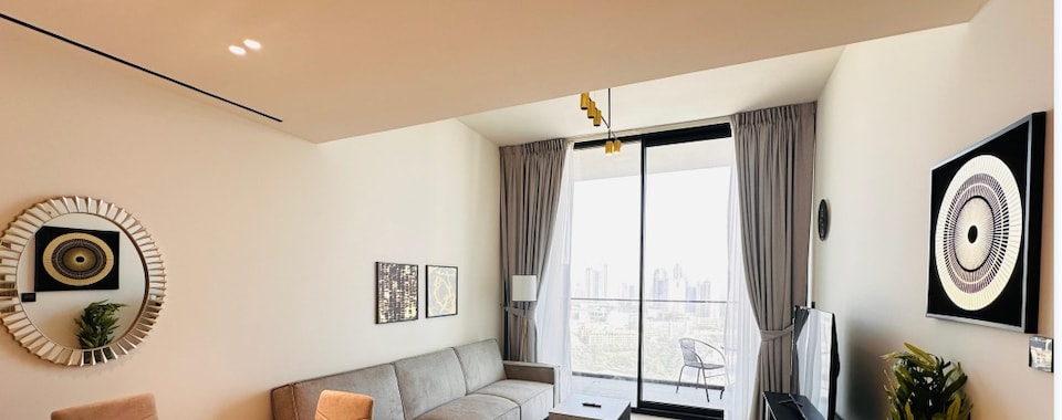 OYO HOME 1483 One Bedroom Apartments , Jumeirah Village Circle Dubai, Dubai