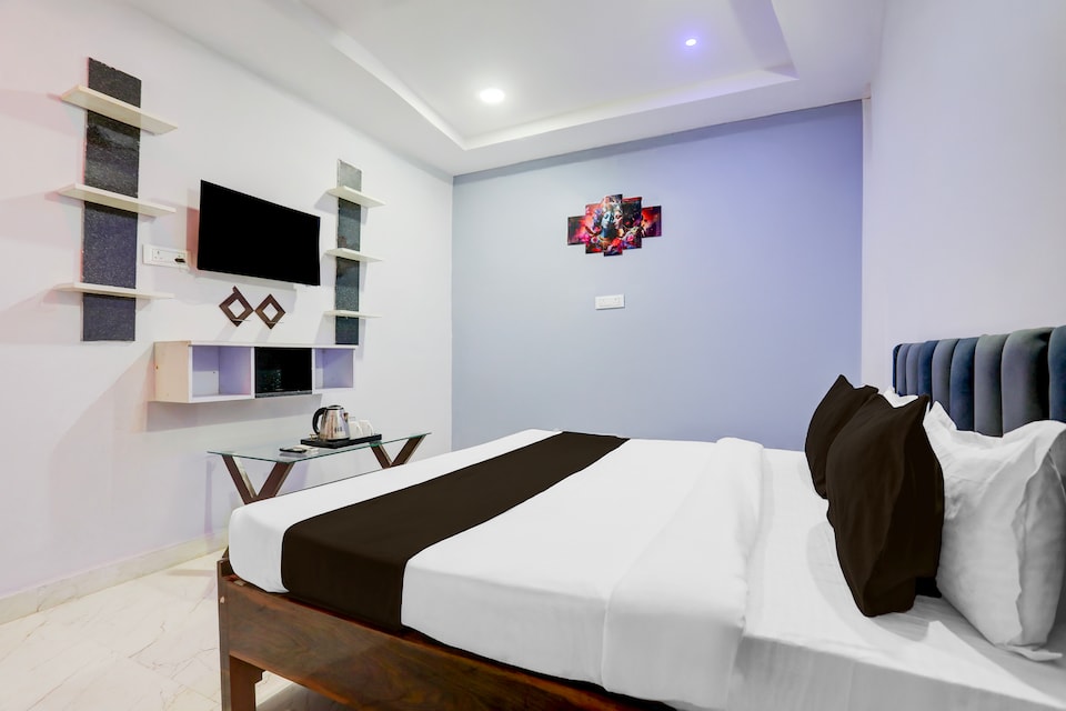 HOTEL O SHARKLAND, Rewa, Rewa