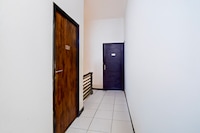 OYO 94512 Mega Inn Guest House