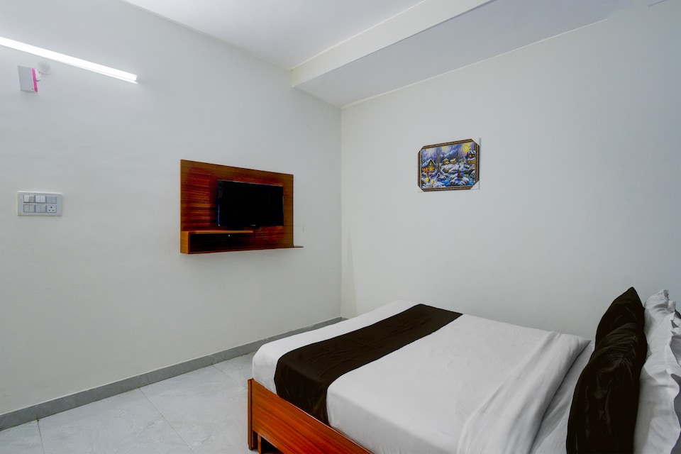 Super Collection O Forum Mall Hyderabad Formerly Ruby Grand Inn, Kukatpally, Hyderabad