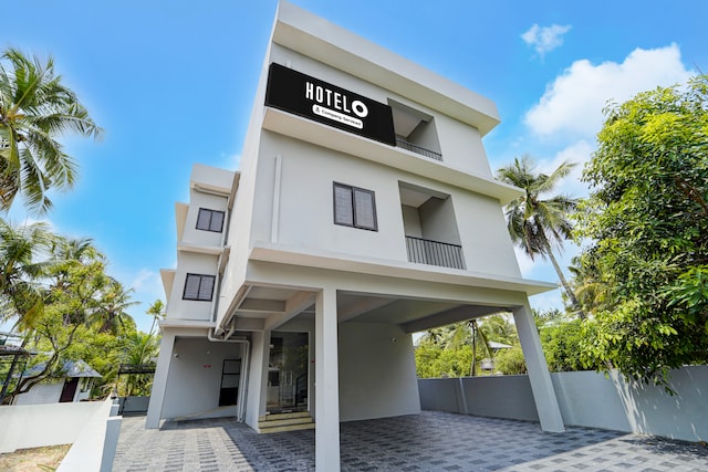 Super Hotel O Nettoor Junction Kochi Formerly Radhika Residency