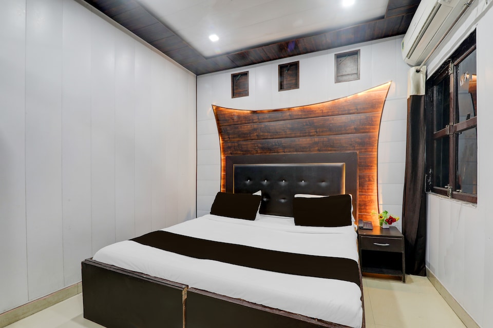 Hotel O Ganapati Inn , Faizabad Road, Lucknow