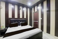 OYO 833705 Hotel Ganapati Inn