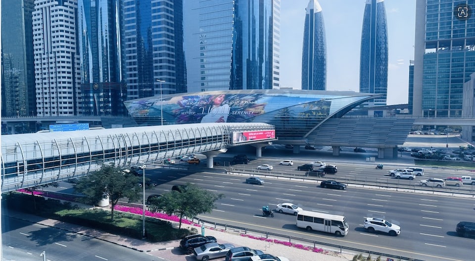 Emirates Grand Luxury Aparthotel, Jumeirah, Dubai